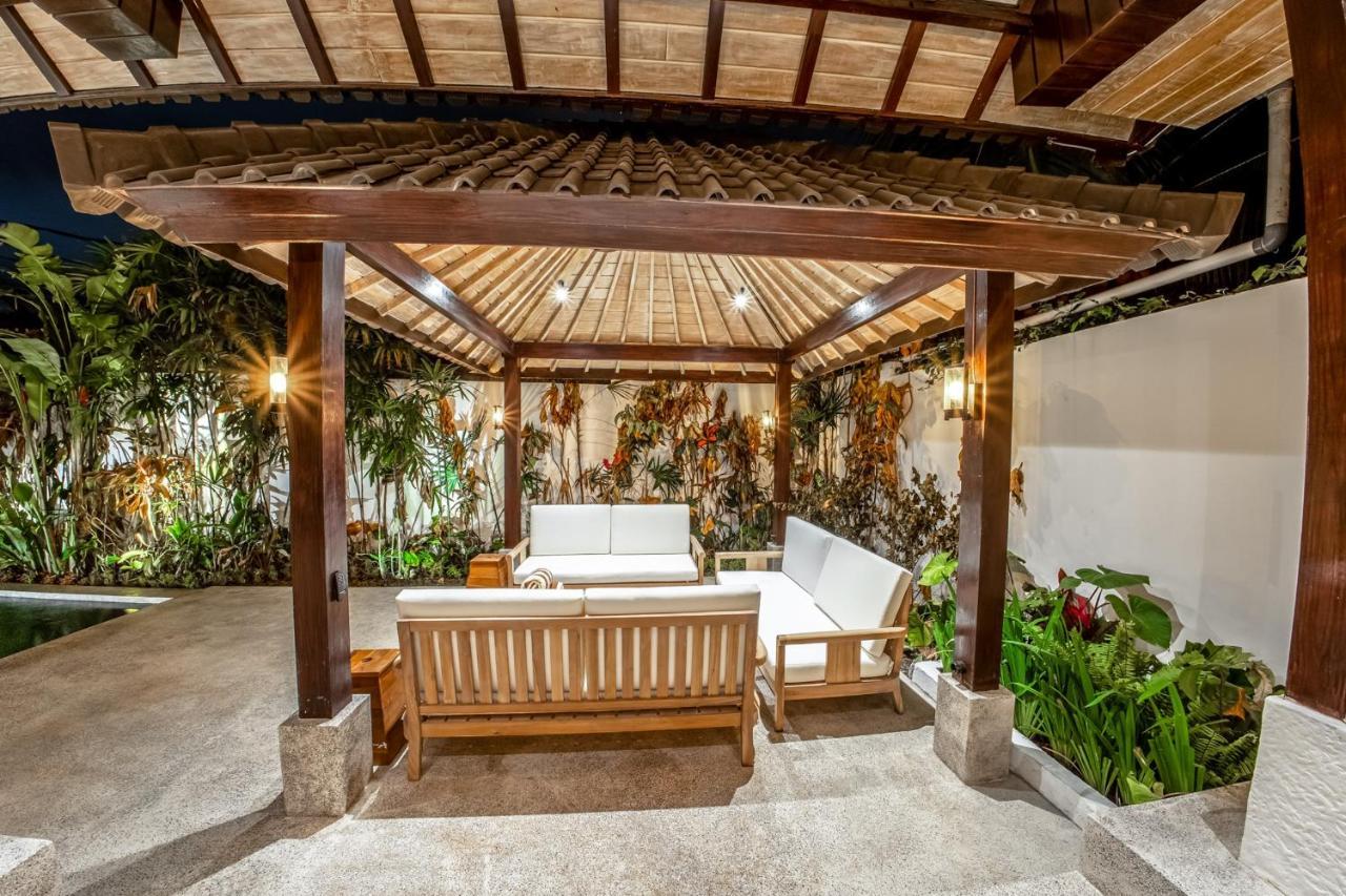 Putri Salju Villa By Evdekimi Ubud Экстерьер фото