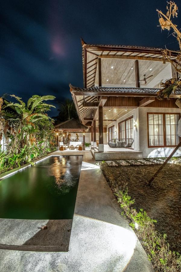 Putri Salju Villa By Evdekimi Ubud Экстерьер фото